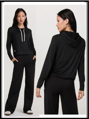 Halo Essential Hoodie